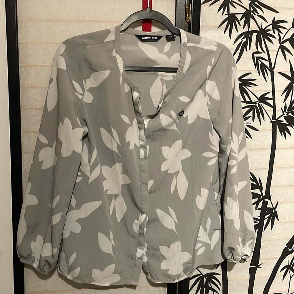 Chase Bank gray leaf top